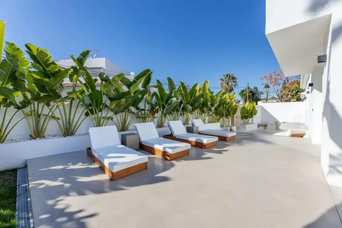 Villa Peman Luxurious Beachside Villa Marbella